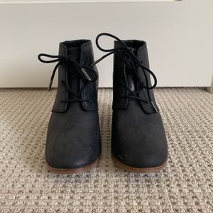 Toms leather lace up booties
